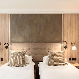 Habitación Clásica con 2 Camas Individuales
